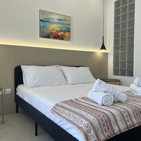 Modern - Walk To Shops & Qui-si-sana Promenade Sliema