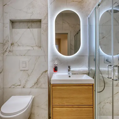 Modern - Walk To Shops & Qui-si-sana Promenade شقة *