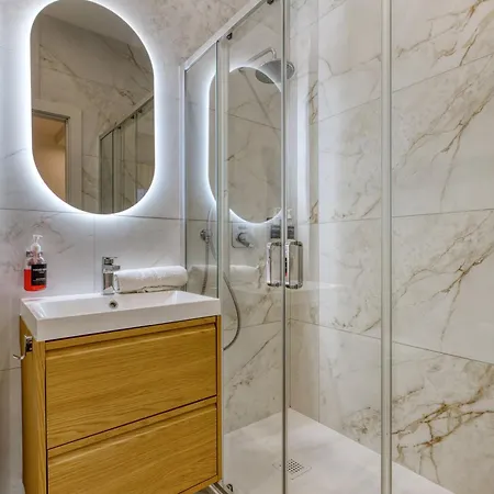 Appartamento Modern - Walk To Shops & Qui-si-sana Promenade Sliema