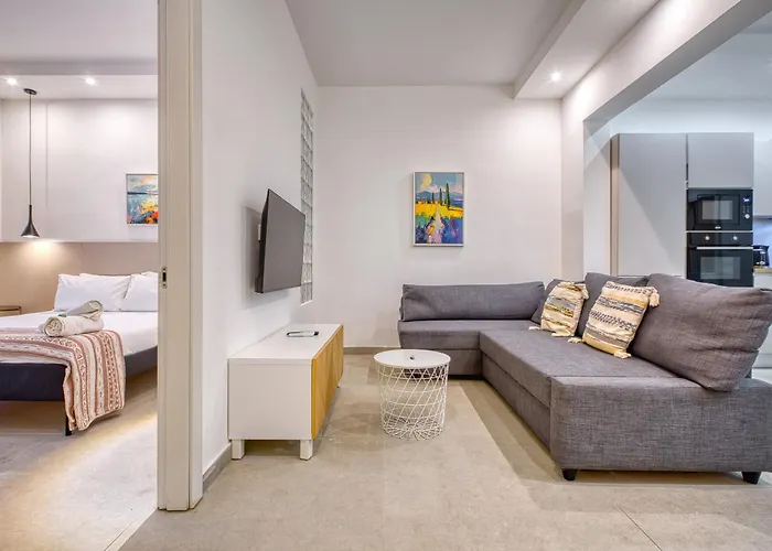 Modern - Walk To Shops & Qui-si-sana Promenade *