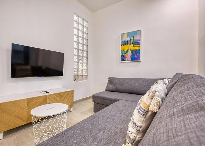 Modern - Walk To Shops & Qui-si-sana Promenade Apartament Sliema