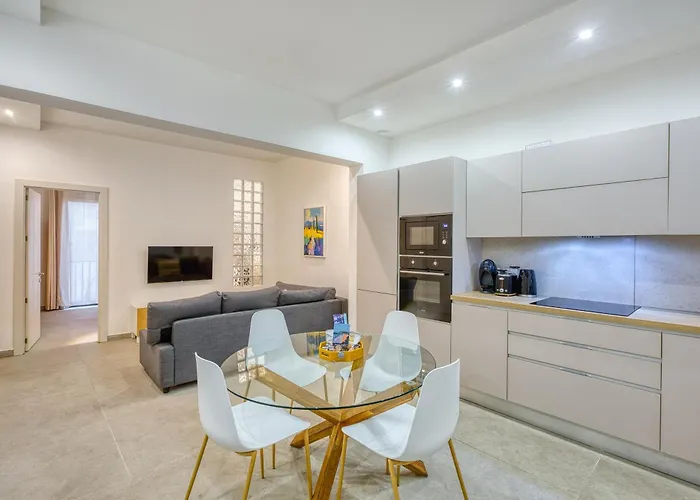 Apartament Modern - Walk To Shops & Qui-si-sana Promenade